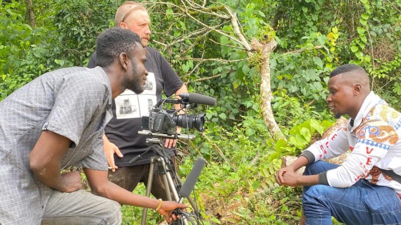 Between the Peace Diamond and the Truth: My Journey Working as a Fixer with a Foreign Journalist in Sierra Leone